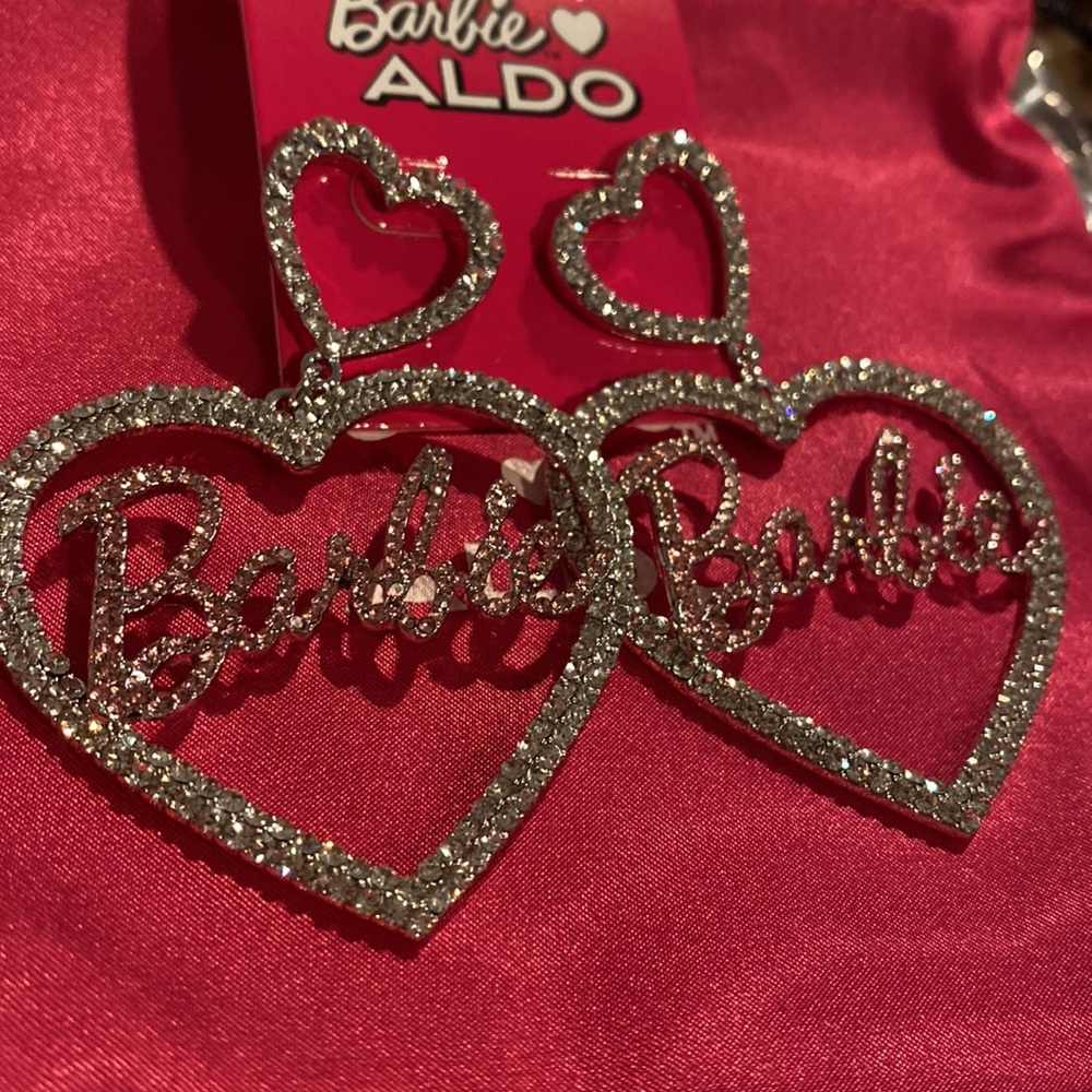 BNWT Aldo Barbie Heart Earrings - Picture 3 of 4